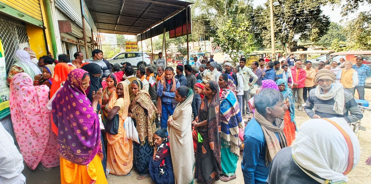 Arrangements at distribution centers broken, fertilizer not available