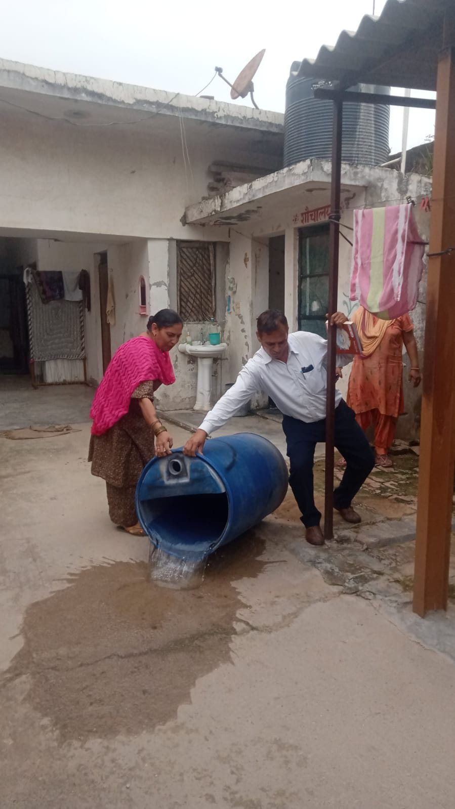 Mosquitoes are thriving in day temperature, health department is waiting for the temperature to go below ten degrees