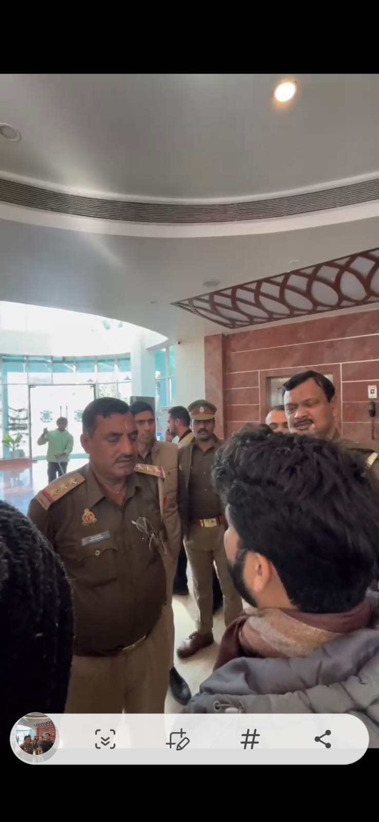 Ruckus among the workers after bringing the girl to the hotel