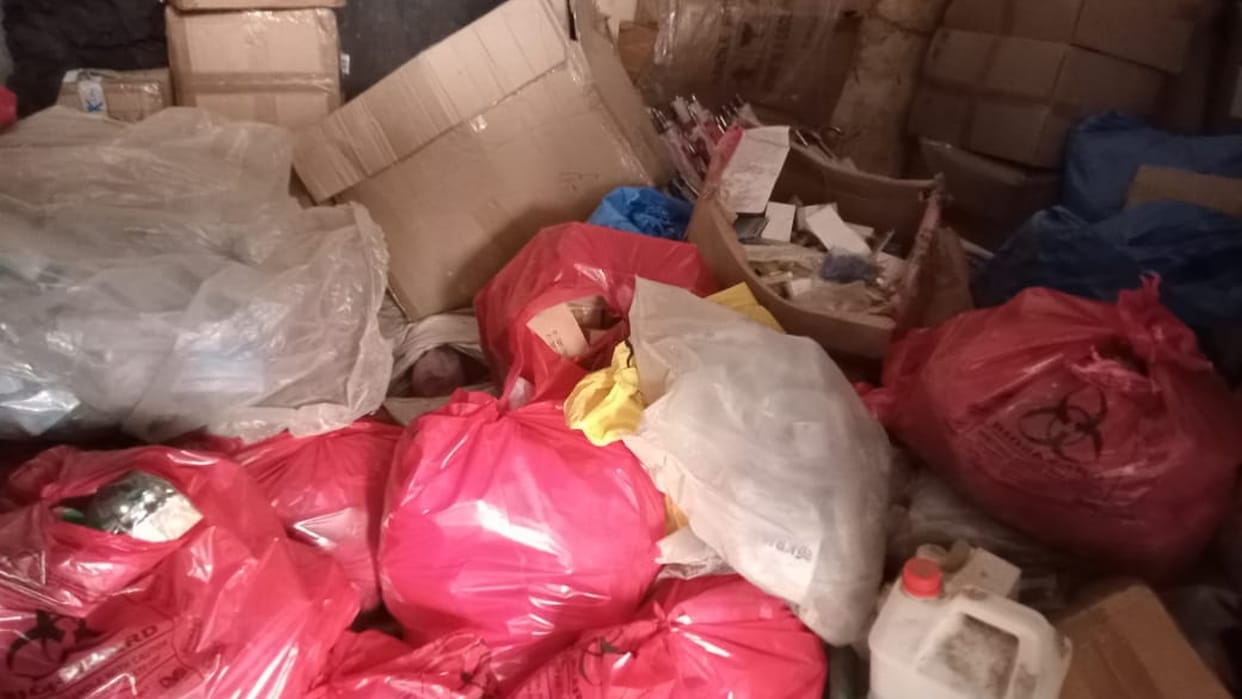 Expired medicine worth Rs 10 lakh found dumped in doctor's residence