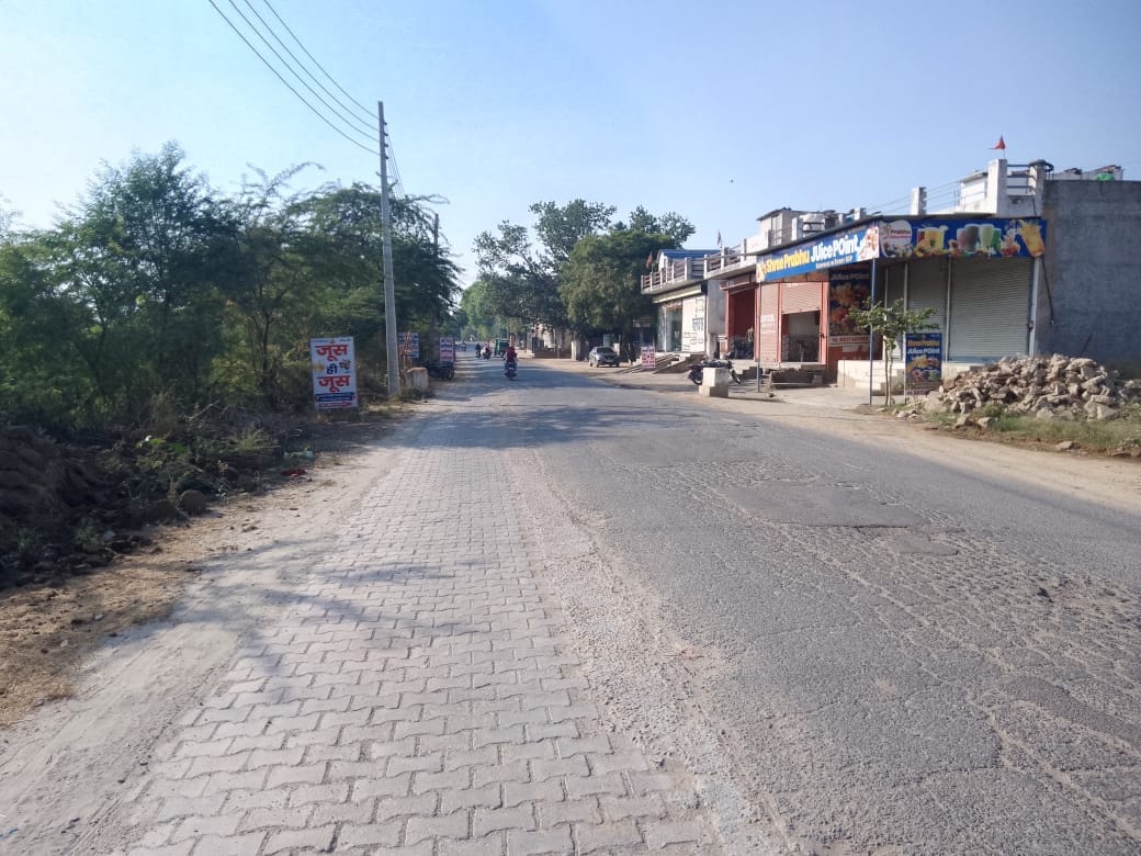 One acre land on Koriyawas Link Road worth Rs 1 crore