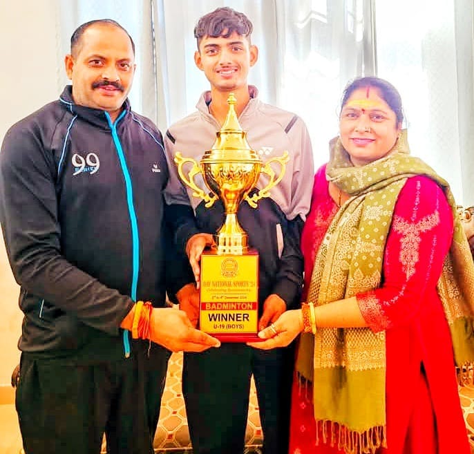 Suryansh Thakur of Bangana Lakhrun becomes national badminton champion