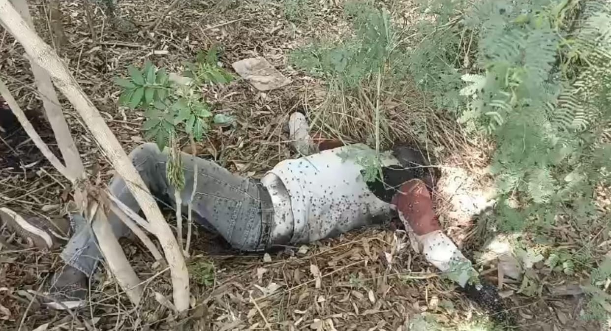 Decomposed body of a young man found in the bushes near the canal in Rodi