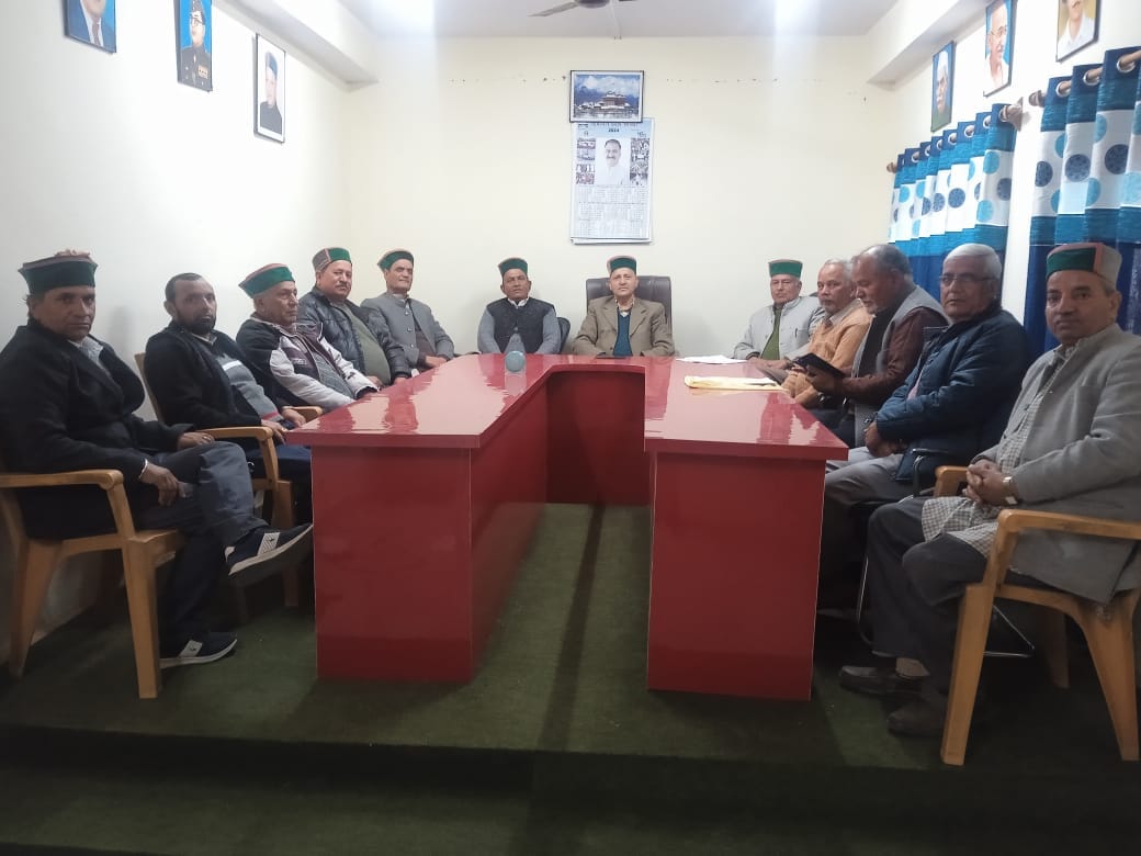 Pensioners' meeting, discussion on pending issues, expressed anger on pending demands, Rampur Bushahr