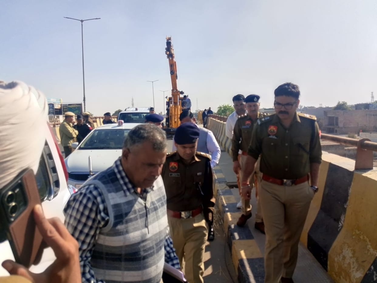 Farmer's call to march to Delhi: Police set up 21 checkpoints on the Punjab border, paramilitary force deployed, farmer leader said - government should talk instead of blocking the roads.
