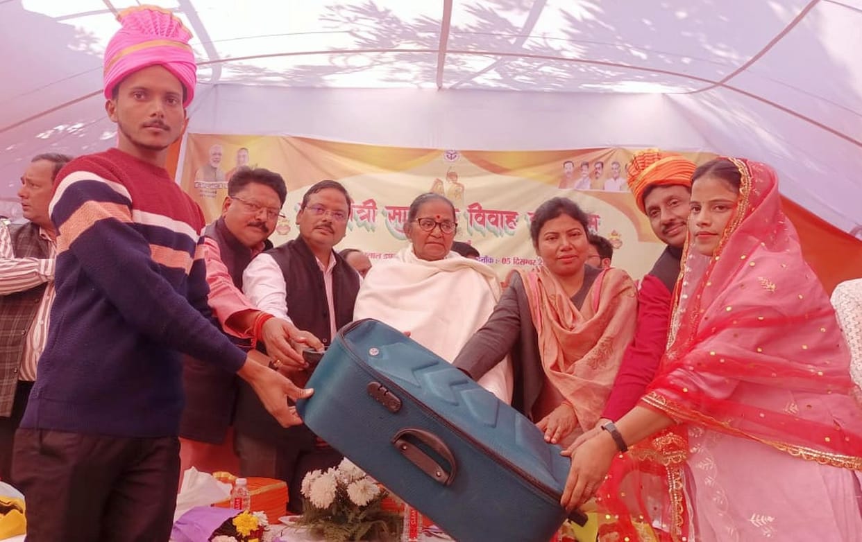149 couples got married in Bisauli