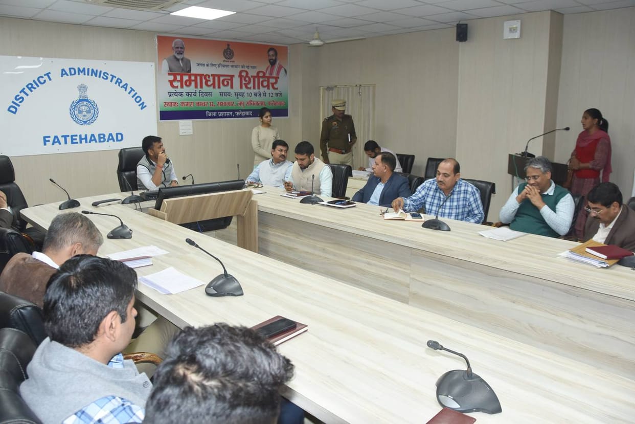 Additional Deputy Commissioner heard 10 complaints in the solution camp