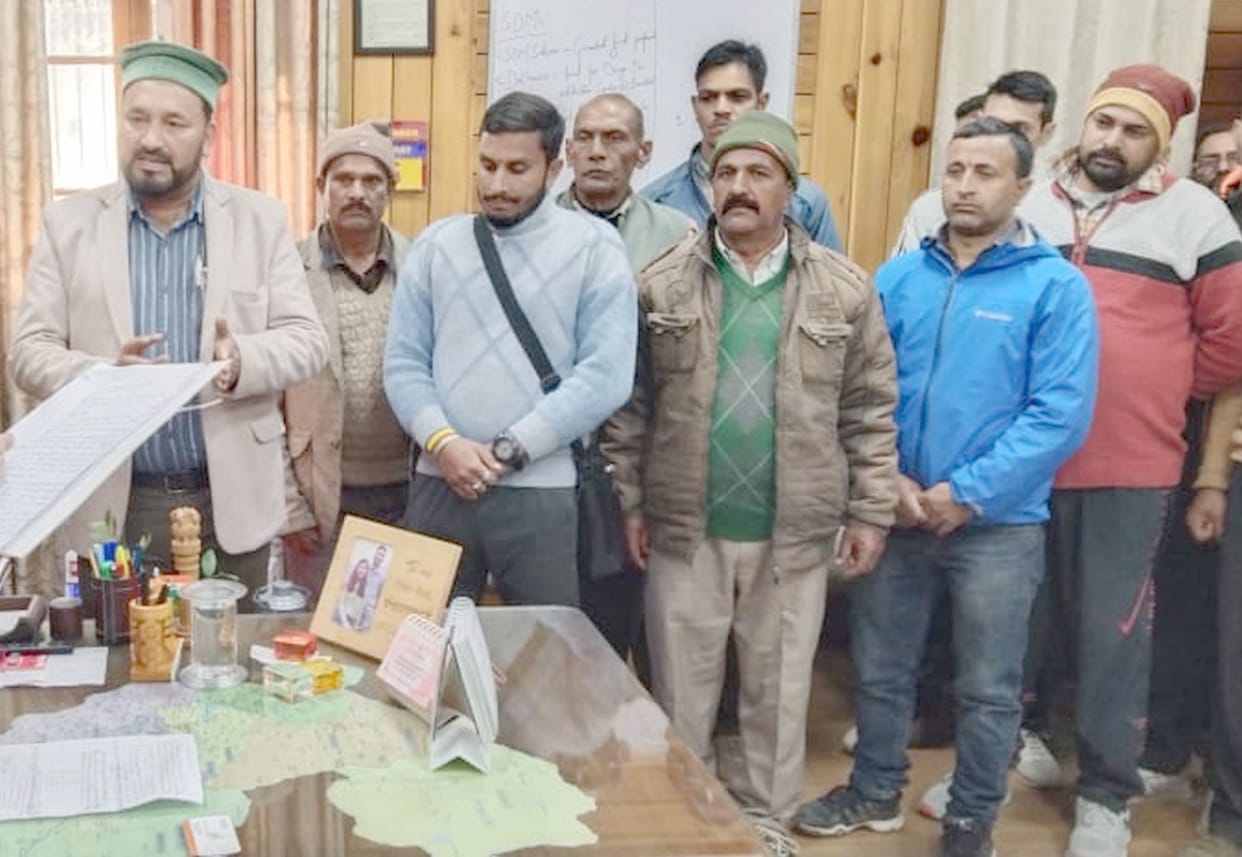 Division of Panchayat should be done according to the old proposal: Farooq