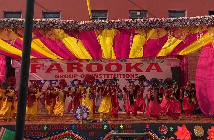 Dance, Gidda and Bhangra mesmerized everyone