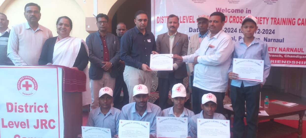 The participants were honored with mementos and appreciation certificates.