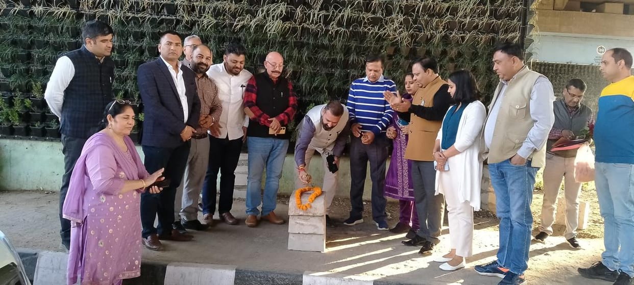 Mayor Kulbhushan Goyal inaugurated the garden