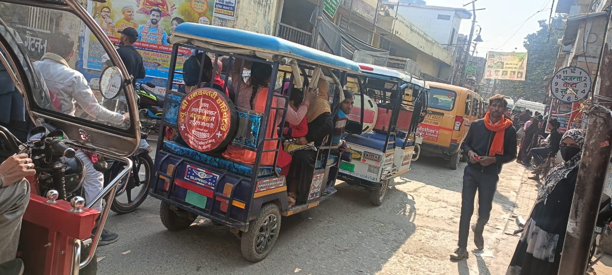 Traffic affected due to jam at hospital intersection