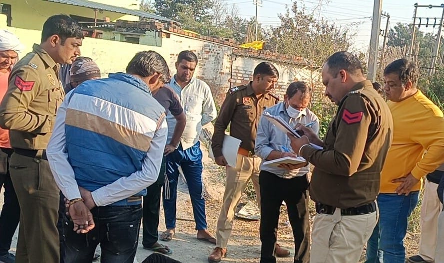 Inhumanity... Contract worker died due to electric shock at power station, dead body hung for 4 hours