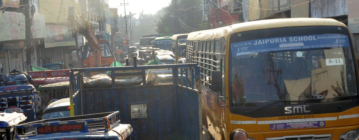 School children and patients stuck in traffic jam for 20 minutes