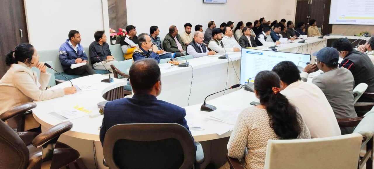 जनकल्याण अभियान को लेकर हरदा कलेक्टर ने ली बैठक