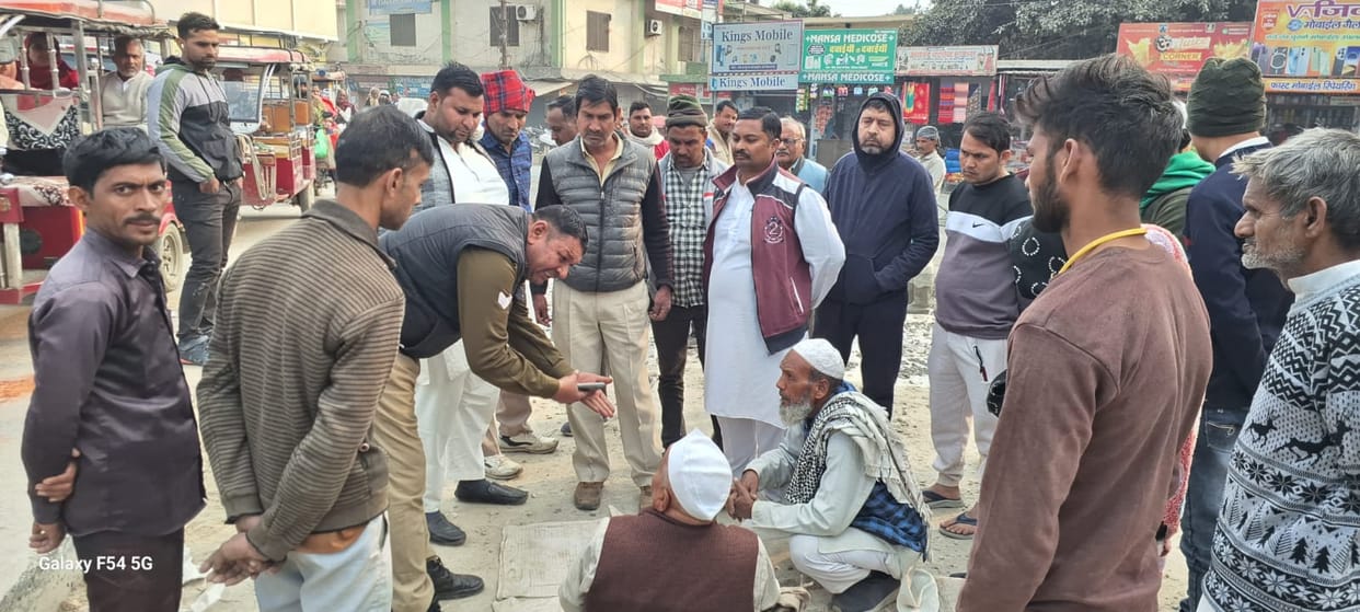 Shopkeepers created ruckus and staged a protest against road closure