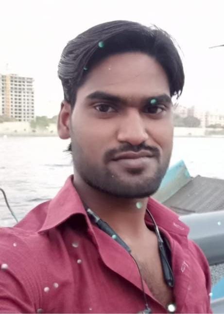 Electricity came while connecting the wire, private lineman died due to electric shock