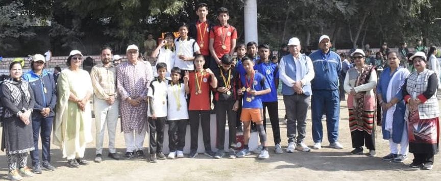Malai and Vamika best athletes