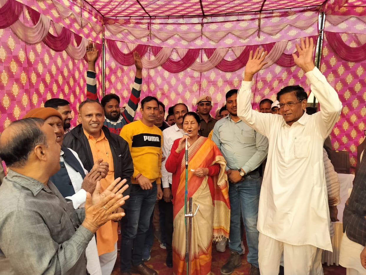 Villagers put demand for bypass in front of MLA in Malikpur