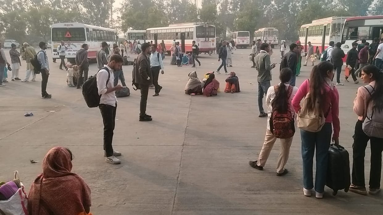 Roadways buses were sent for PM's program, passengers were troubled the whole day