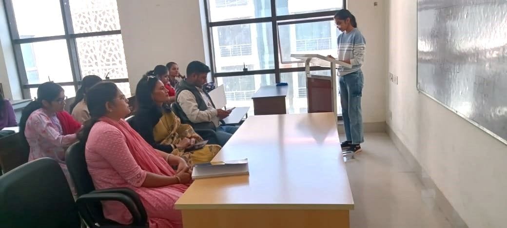 Madhusmita explained the importance of Gita