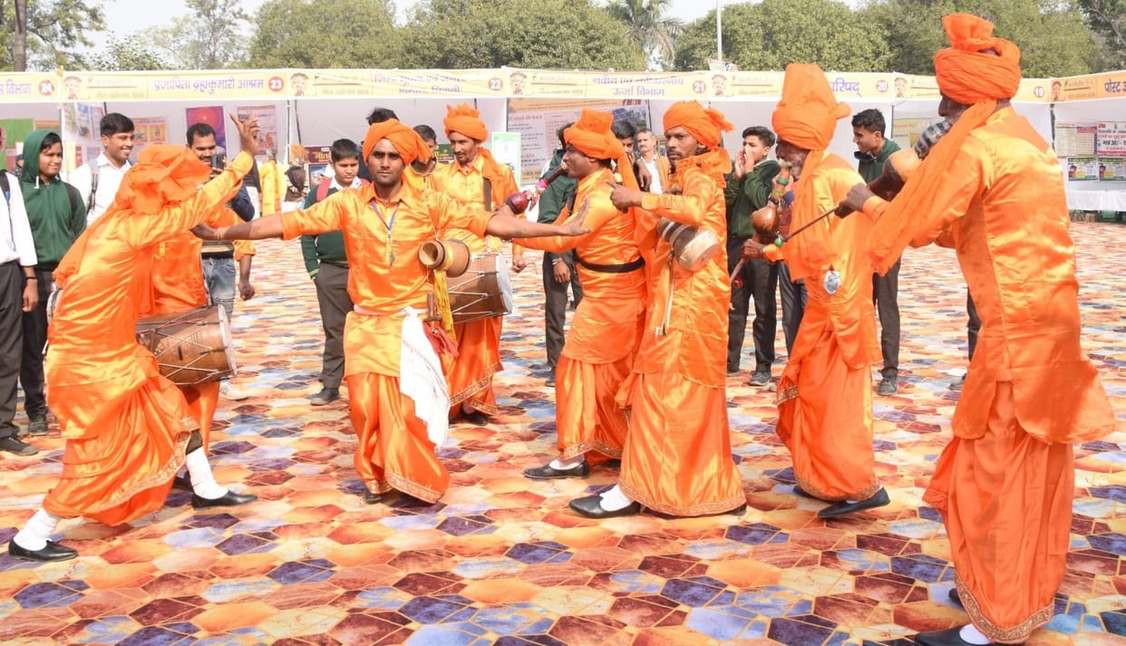 Three day district level Geeta Jayanti festival begins