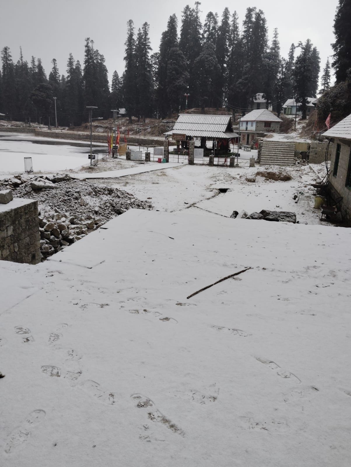 Gardeners happy with snowfall, farmers busy sowing wheat