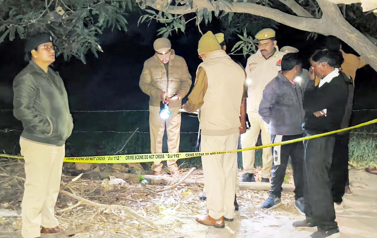 Typist's wife murdered, dead body found in field