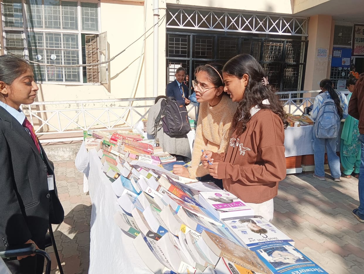 Visited the book exhibition, 39 got registered for membership.