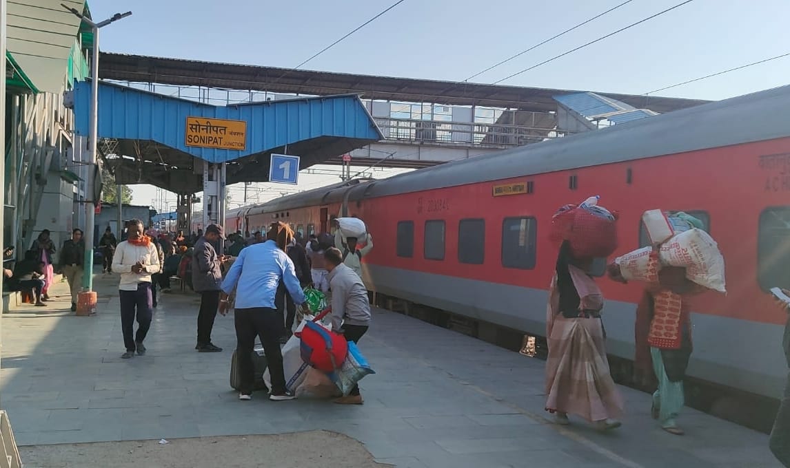 Garib Rath cancelled, Unchahar Express operated with five hours delay