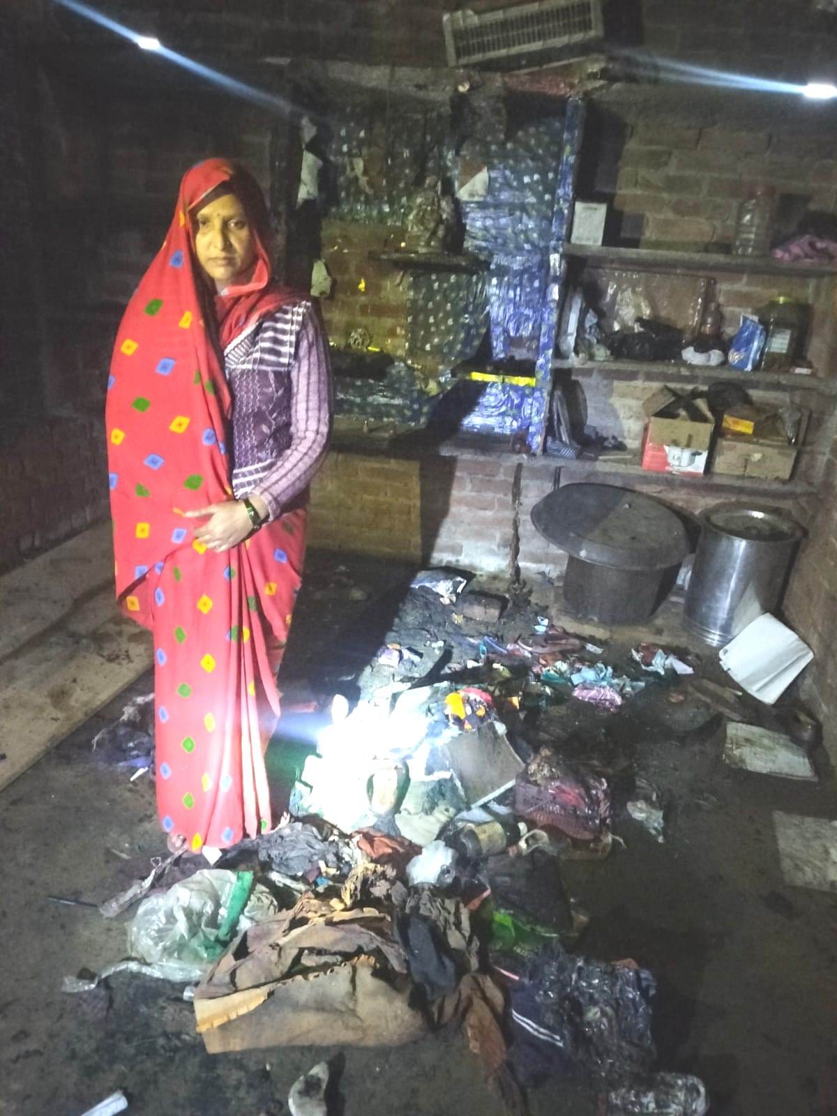 Goods worth lakhs including cash burnt due to fire caused by short circuit