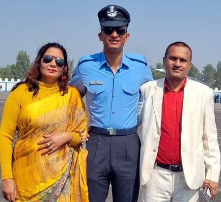 Deependra Lakhlan becomes flying officer in Air Force