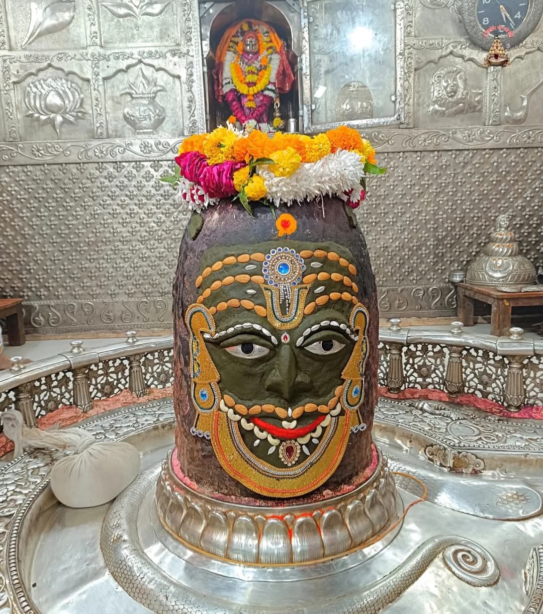 Ujjain Mahakal Bhasma Aarti Darshan, decoration of Baba Mahakal