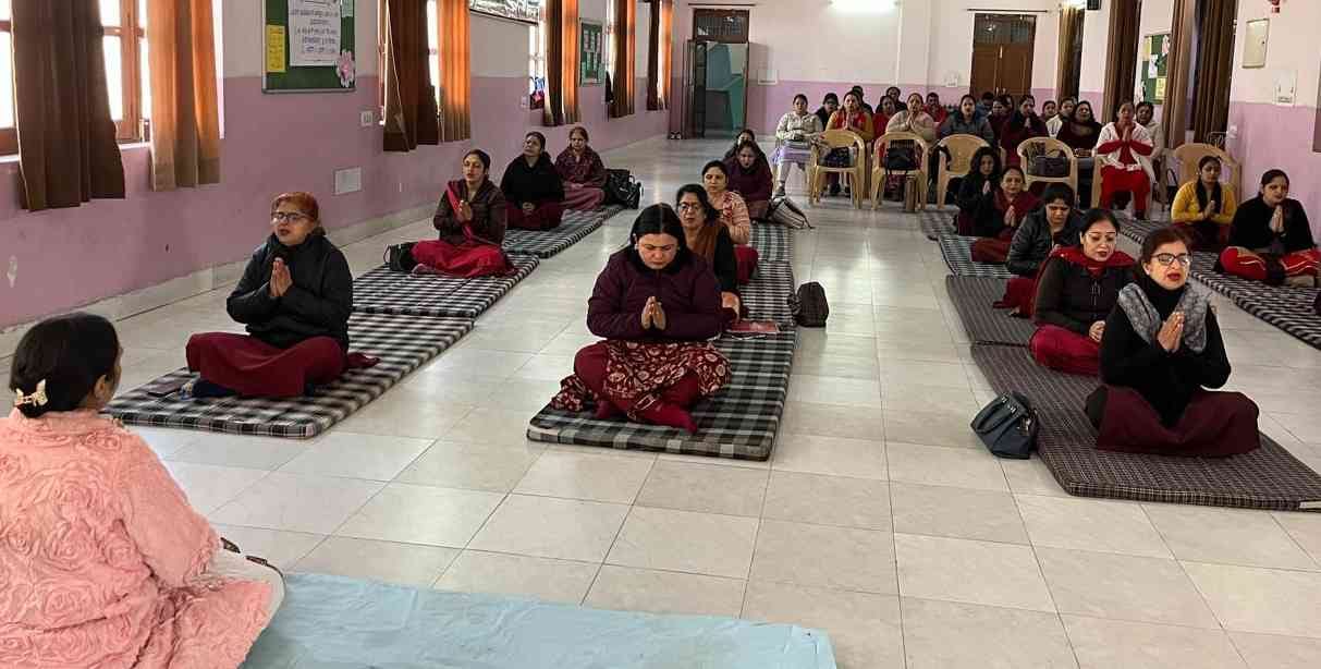 It is also necessary for Acharya to connect with modernity: Principal