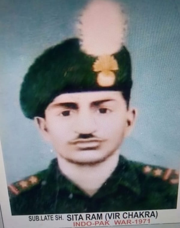 There is not even a road to the house of 1971 war hero Vir Chakra winner Captain Sukhdev Singh.