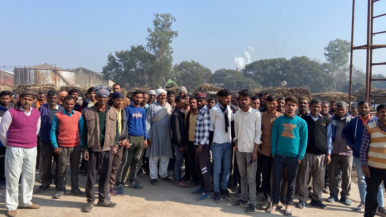 Farmers have to wait to get their sugarcane weighed, farmers protest
