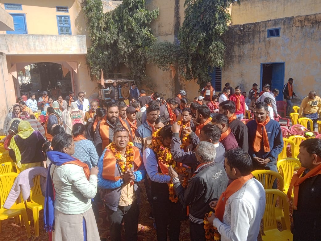 The conference of contract health workers union was organized in Valmiki Sabha.