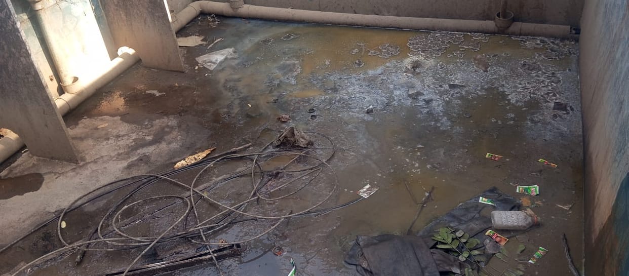 Narnaul was out of ODF Plus in 2023, filth is still spread in toilets