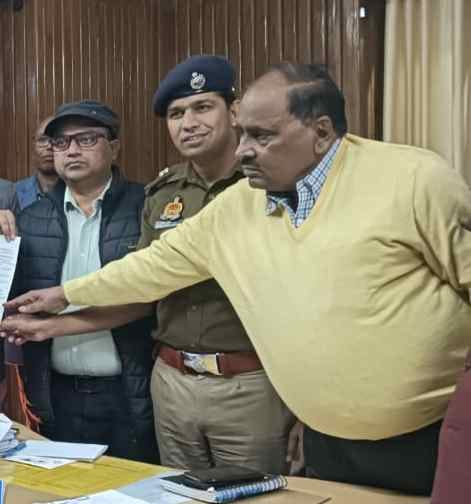 How will Gajendra get justice, when the police is standing with the accused?