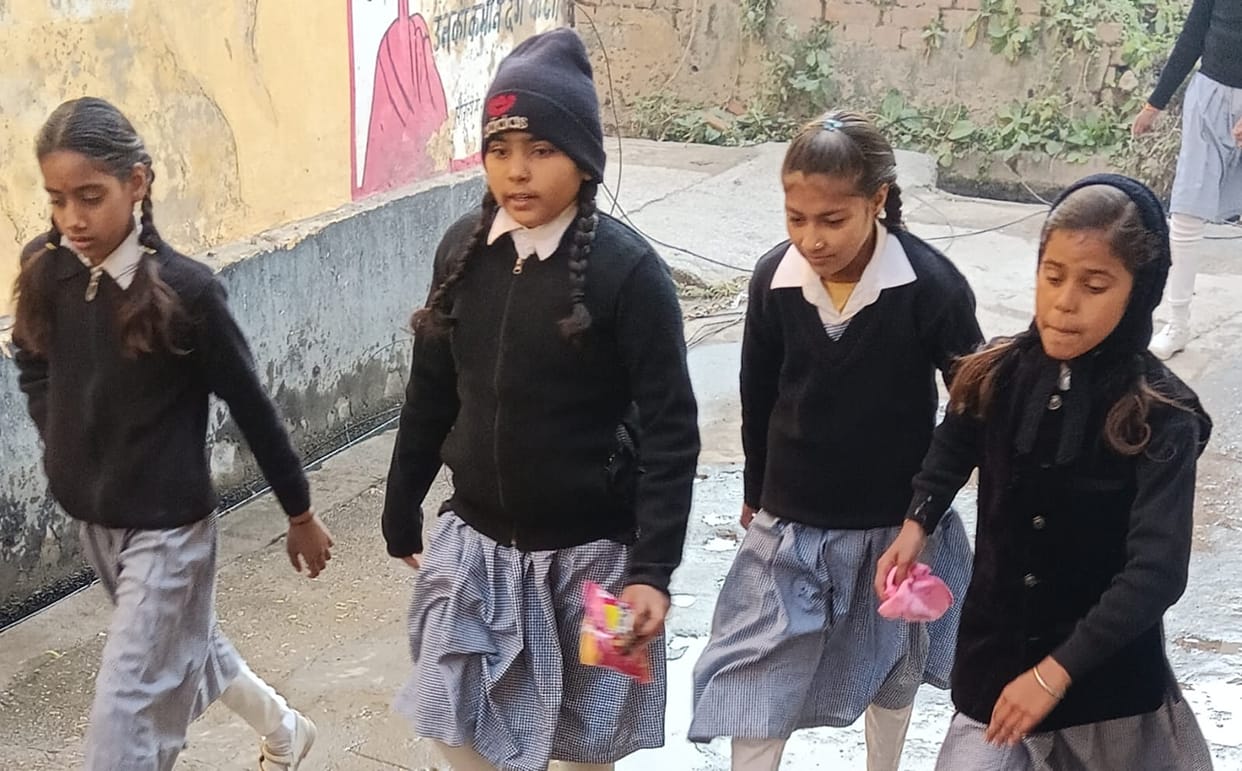 Temperatures dropped due to icy winds, people shivered