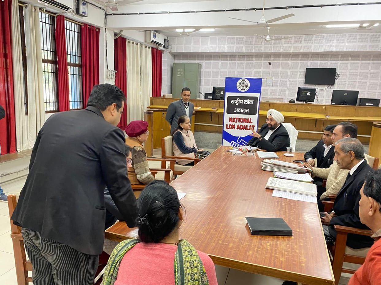 11 thousand cases settled in National Lok Adalat