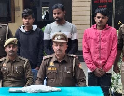 Robbery was done to collect money for liquor