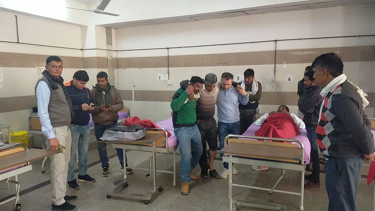 Electricity corporation team attacked, seven employees injured