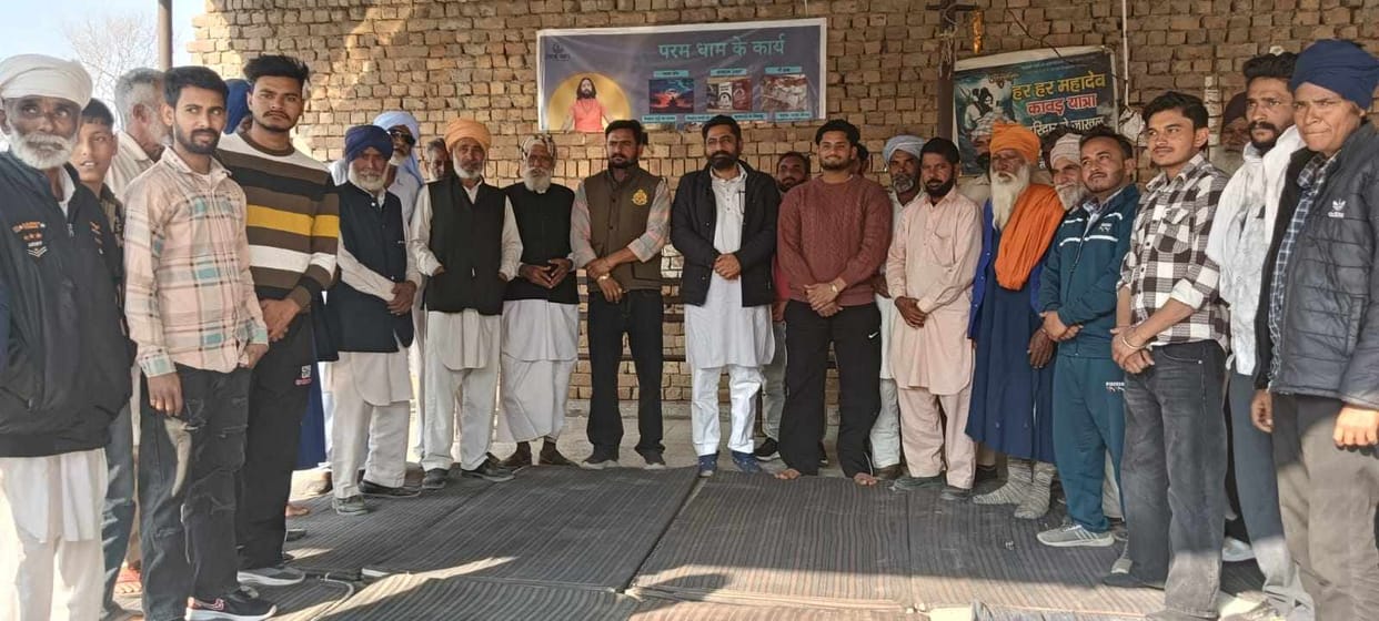 Villagers held a meeting and formulated a strategy to attack drug smuggling
