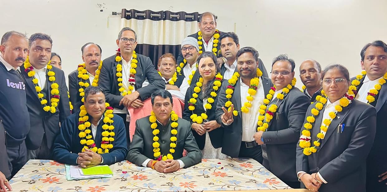 Ajmer News: The newly appointed executive of the District Bar Association took charge