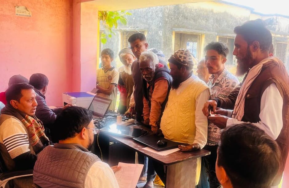 On the first day, 471 consumers deposited Rs 34.61 lakh