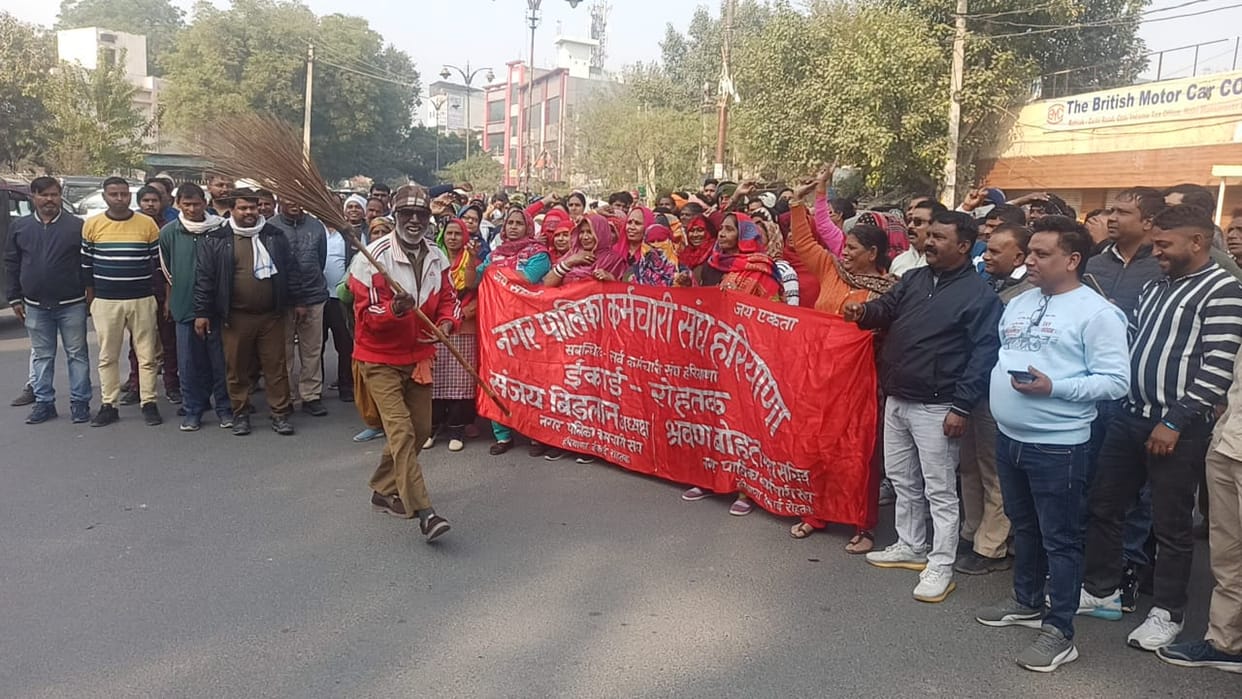 Government should ensure sanitation workers