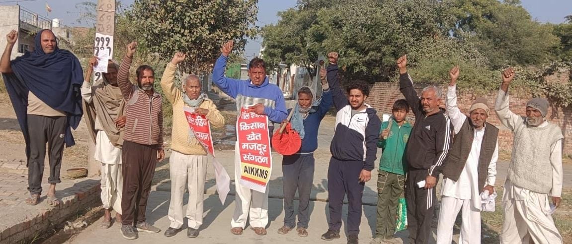 Government is giving step-motherly treatment to the poor: Jaikaran