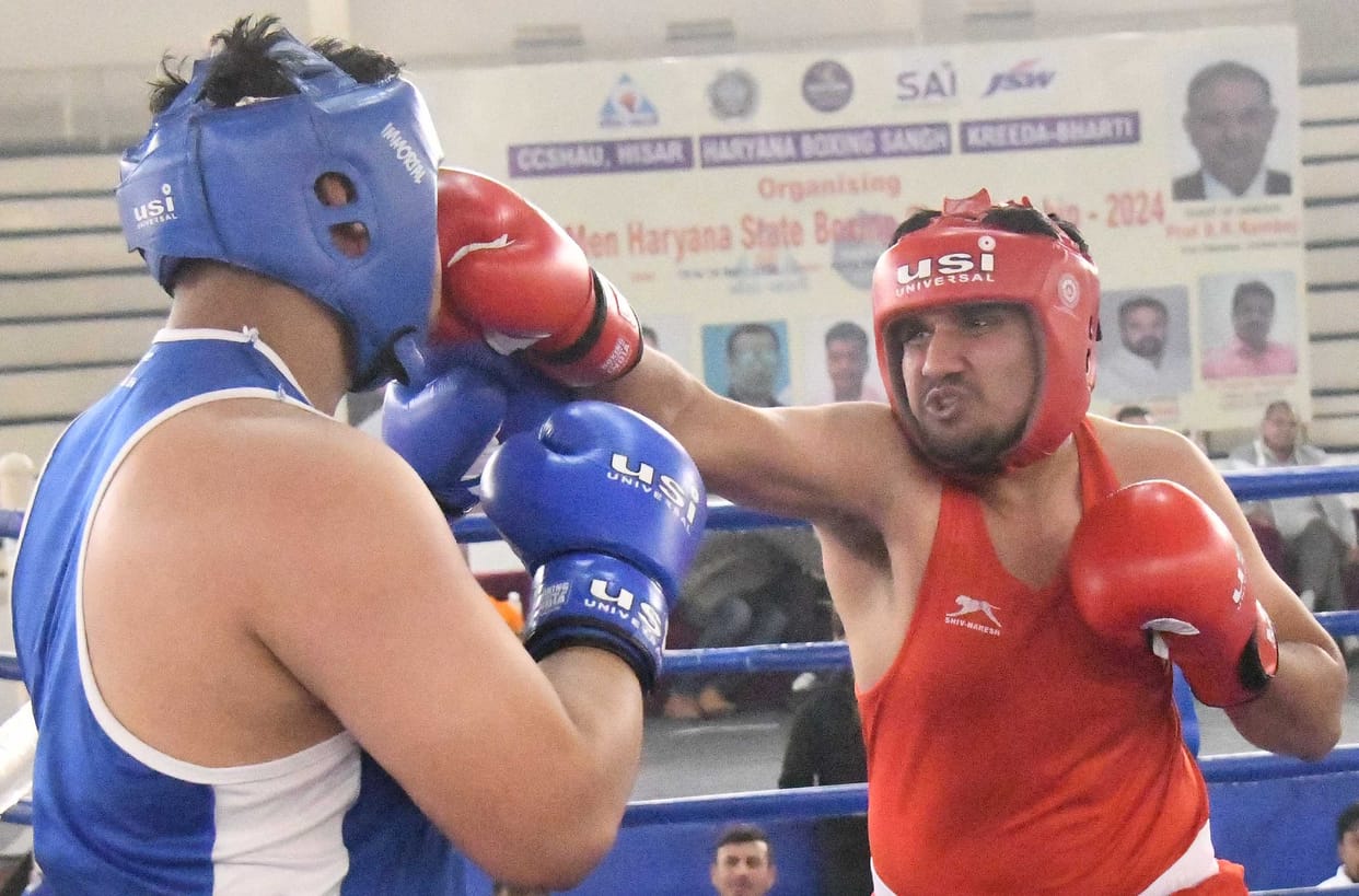 Preet of Hisar reached the final by defeating Rishabh of Dadri 5-2.