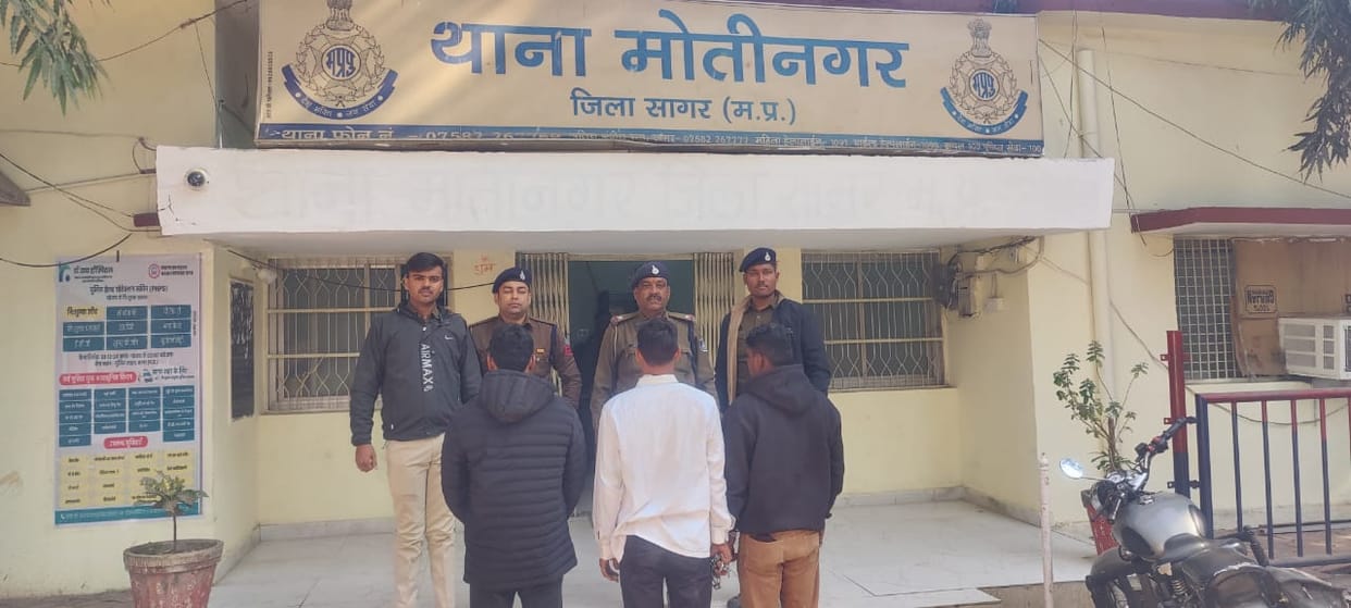Sagar News crushed body of young man was found on Sunday police arrested three accused of murder